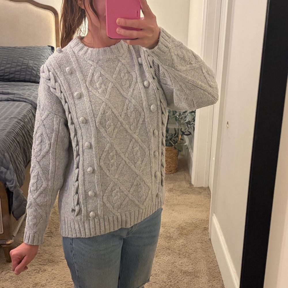 Line & Dot Light Gray Cable Knit Sweater Anthropologie Revolve women’s xs